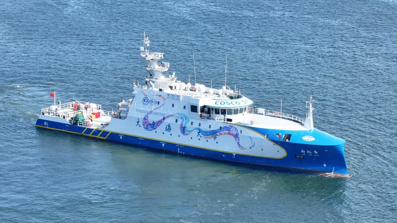 M.V. XIN HONG ZHUAN Embarks on Cultural Exhibition Voyage Tributing Maritime Silk Road from Dalian